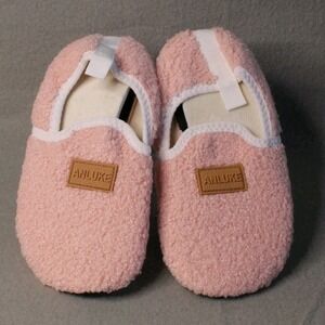 ANLUKE Kids Fuzzy Pink Slippers Size 32/33 Cozy Faux Fur Cottagecore Minimalist